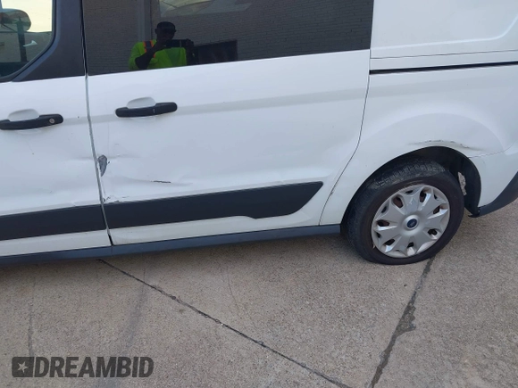 2016 Ford Transit Connect XLT z VIN NM0LS7F78G1239432, wystawiony jako IAAI lot #41938849 z przebiegiem 243 584 mil mil oraz . Historia ofert i sprzedaży dostępna na DreamBid. Obrazek 6.