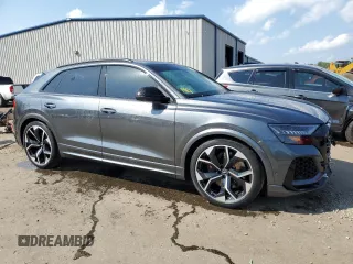 2023 Audi RS Q8 z VIN WU1ARBF17PD023514, wystawiony jako Copart lot #63190573 z przebiegiem 1682 mil mil oraz . Historia ofert i sprzedaży dostępna na DreamBid. Obrazek 4.
