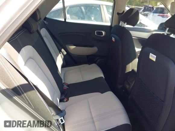 2024 Hyundai Venue SEL with VIN KMHRC8A30RU317543, listed as a IAAI auction lot 41978170 with 10,372 mi miles and . Bid and sale history available at DreamBid. Image 8.