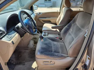 2006 Honda Odyssey EX с VIN 5FNRL38466B016852, выставлен на аукционе Copart как лот 66762975 с пробегом 263 992 миль миль и Чистый • Clean title. История ставок и продаж доступна на DreamBid. Изображение 7.