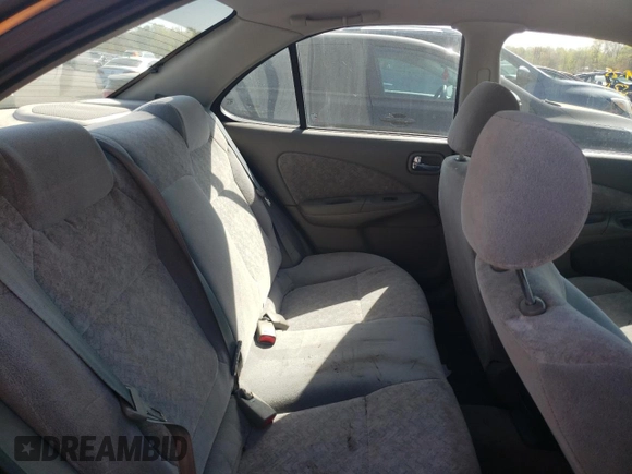 2002 Nissan Sentra GXE z VIN 3N1CB51D72L597758, wystawiony jako Copart lot #60155975 z przebiegiem 95 922 mil mil oraz Nie do naprawy • Non repairable. Historia ofert i sprzedaży dostępna na DreamBid. Obrazek 10.