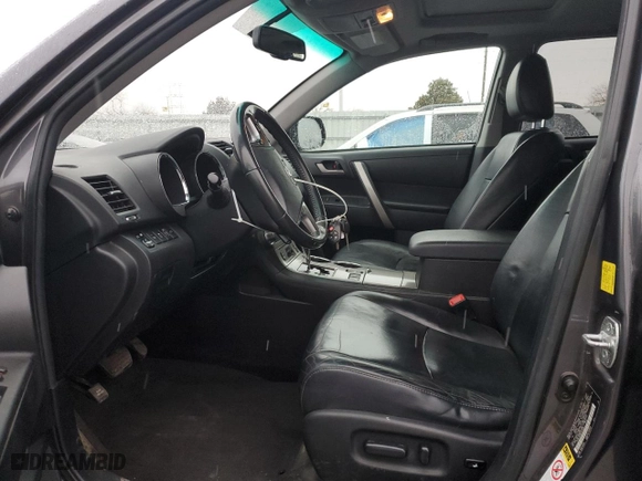2011 Toyota Highlander with VIN 5TDBK3EH5BS057829, listed as a Copart auction lot 48073425 with 177,311 mi miles and Salvage Title. Bid and sale history available at carsss.com. Image 7.