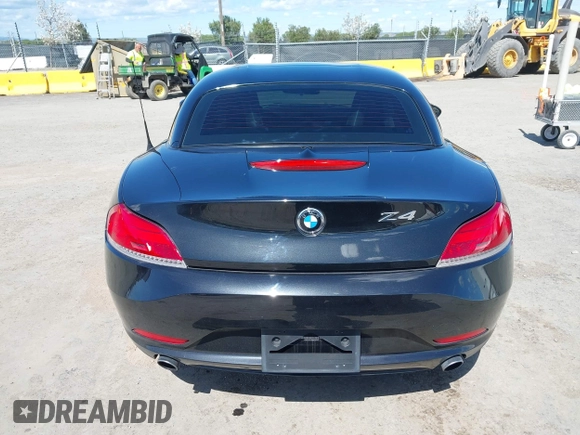 2011 BMW Z4 sDrive35i with VIN WBALM7C58BE383710, listed as a IAAI auction lot 41953452 with 102,510 mi miles. Bid and sale history available at carsss.com. Image 16.