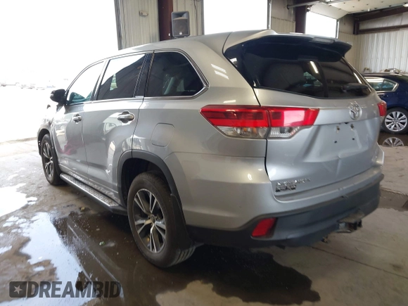 2017 Toyota Highlander LE with VIN 5TDBZRFH5HS377917, listed as a IAAI auction lot 42488526 with 63,460 mi miles and . Bid and sale history available at DreamBid. Image 3.