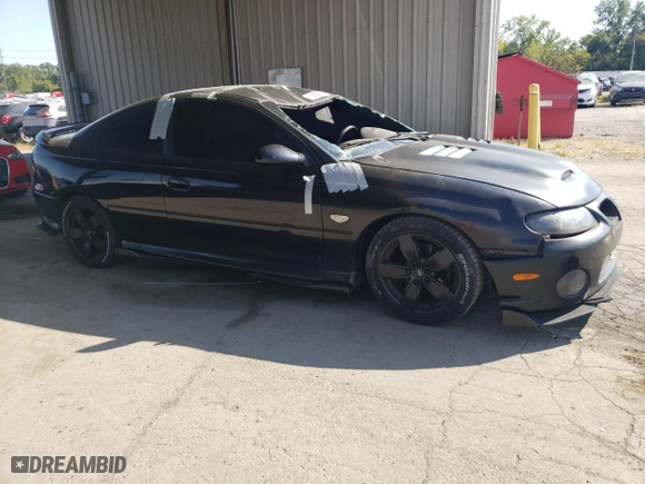 2004 Pontiac GTO with VIN 6G2VX12G04L200129, listed as a Copart auction lot 71822564 with 124,155 mi miles and Salvage Title. Bid and sale history available at carsss.com. Image 4.