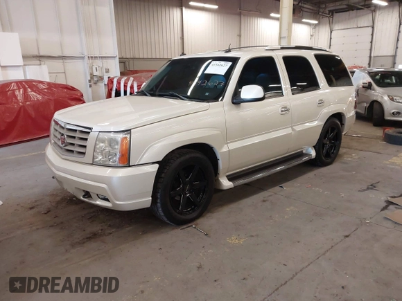 2003 Cadillac Escalade z VIN 1GYEK63N53R162632, wystawiony jako IAAI lot #41542627 z przebiegiem 147 577 mil mil oraz . Historia ofert i sprzedaży dostępna na DreamBid. Obrazek 17.