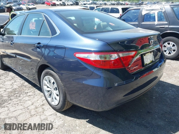 2016 Toyota Camry XLE with VIN 4T1BF1FKXGU606006, listed as a IAAI auction lot 42058339 with 94,058 mi miles. Bid and sale history available at carsss.com. Image 3.
