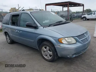 2006 Dodge Grand Caravan SXT z VIN 2D8GP44L76R705089, wystawiony jako IAAI lot #41724854 z przebiegiem 273 221 mil mil oraz . Historia ofert i sprzedaży dostępna na DreamBid. Obrazek 1.