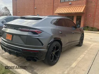 2019 Lamborghini Urus z VIN ZPBUA1ZL4KLA02328, wystawiony jako Copart lot #84738754 z przebiegiem 25 393 mil mil oraz Tytuł czysty. Historia ofert i sprzedaży dostępna na DreamBid. Obrazek 4.