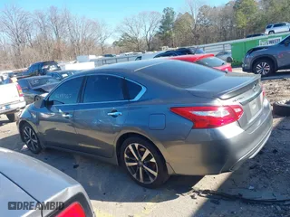 2016 Nissan Altima 2.5 SL with VIN 1N4AL3AP3GC272503, listed as a IAAI auction lot 41288367 with 132,269 mi miles. Bid and sale history available at carsss.com. Image 14.