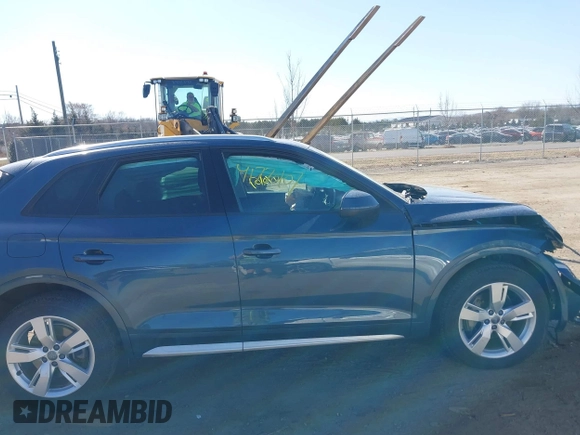 2018 Audi Q5 Premium with VIN WA1ANAFY3J2010479, listed as a IAAI auction lot 41770107 with 52,997 mi miles. Bid and sale history available at carsss.com. Image 14.