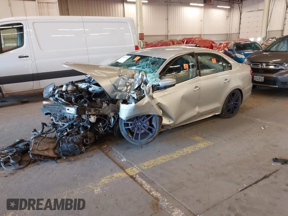 2013 Volkswagen Jetta TDI w/Premium with VIN 3VWLL7AJ5DM402469, listed as a IAAI auction lot 41703173 with Not provided miles and . Bid and sale history available at DreamBid. Image 2.