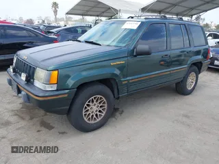 1993 Jeep Grand Cherokee Limited z VIN 1J4GZ78Y7PC531299, wystawiony jako IAAI lot #42117795 z przebiegiem 168 995 mil mil oraz . Historia ofert i sprzedaży dostępna na DreamBid. Obrazek 2.