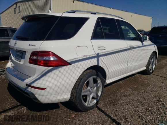 2015 Mercedes-Benz M 400 with VIN 4JGDA5GB1FA503733, listed as a Copart auction lot 42324685 with 122,478 mi miles and Clean Title. Bid and sale history available at DreamBid. Image 3.