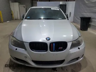 2010 BMW 3 Series 328i xDrive с VIN WBAPK5C53AA646963, выставлен на аукционе Copart как лот 57481095 с пробегом 197 165 миль миль и Списание • Salvage title. История ставок и продаж доступна на DreamBid. Изображение 5.