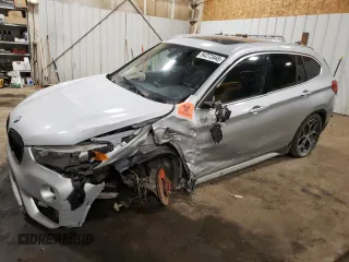 2017 BMW X1 xDrive28i with VIN WBXHT3C33H5F72167, listed as a Copart auction lot 54272445 with 140,498 mi miles and Non Repairable. Bid and sale history available at carsss.com. Image 1.