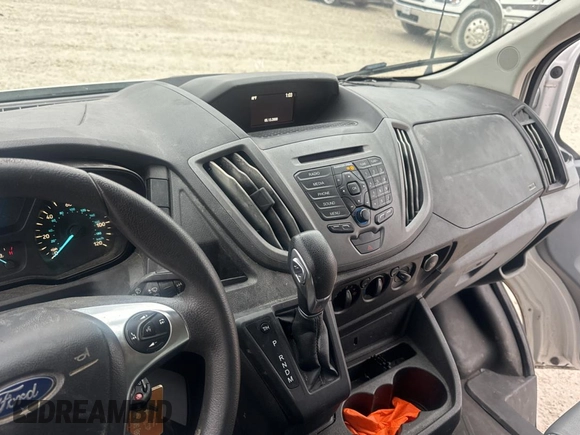 2018 Ford Transit with VIN 1FDBF8ZM2JKA71178, listed as a Copart auction lot 86913204 with 109,170 mi miles and Clean Title. Bid and sale history available at DreamBid. Image 9.