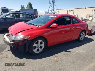 2008 Honda Civic Cpe EX with VIN 2HGFG12848H557615, listed as a Copart auction lot 70047284 with 137,461 mi miles and Salvage Title. Bid and sale history available at carsss.com. Image 1.