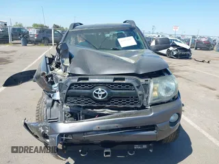 2011 Toyota Tacoma with VIN 5TFLU4EN6BX008627, listed as a IAAI auction lot 42033587 with 179,083 mi miles. Bid and sale history available at carsss.com. Image 12.