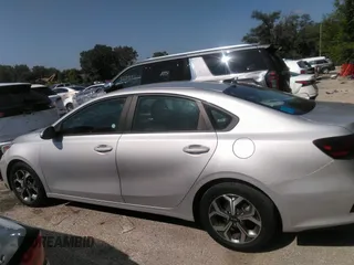 2021 Kia Forte LXS with VIN 3KPF24AD0ME318341, listed as a IAAI auction lot 37289270 with 73,560 mi miles. Bid and sale history available at carsss.com. Image 14.
