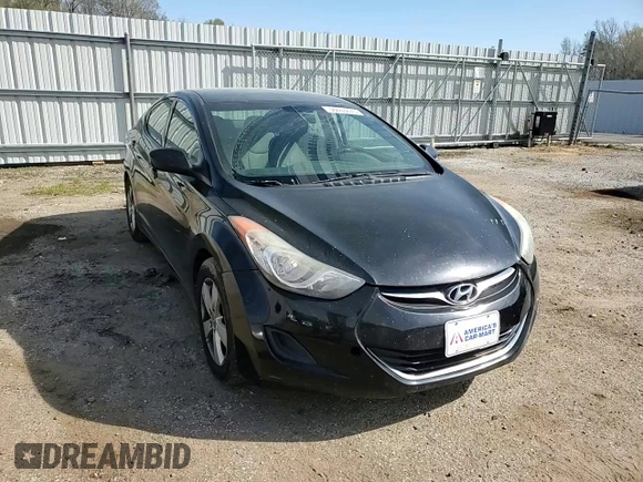 2013 Hyundai Elantra GLS z VIN 5NPDH4AE6DH384354, wystawiony jako Copart lot #50653675 z przebiegiem 165 375 mil mil oraz Szkody całkowita. Historia ofert i sprzedaży dostępna na DreamBid. Obrazek 11.