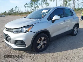 2020 Chevrolet Trax LS with VIN 3GNCJKSB3LL132835, listed as a IAAI auction lot 41724270 with 1 mi miles. Bid and sale history available at carsss.com. Image 2.