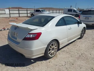 2008 Honda Civic Cpe Si with VIN 2HGFG21538H702379, listed as a IAAI auction lot 41647511 with 137,917 mi miles. Bid and sale history available at carsss.com. Image 4.