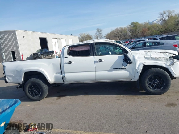 2022 Toyota Tacoma SR5 with VIN 3TMDZ5BNXNM122169, listed as a IAAI auction lot 41992758 with 36,686 mi miles and . Bid and sale history available at DreamBid. Image 13.
