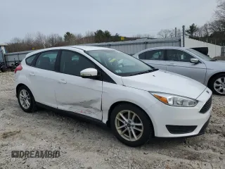 2015 Ford Focus SE with VIN 1FADP3K25FL275874, listed as a Copart auction lot 51426565 with 98,082 mi miles and Clean Title. Bid and sale history available at DreamBid. Image 4.