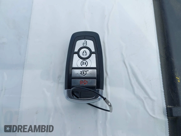 2024 Ford Expedition Limited с VIN 1FMJU2A88REA35566, выставлен на аукционе IAAI как лот 42478954 с пробегом 31 932 миль миль и . История ставок и продаж доступна на DreamBid. Изображение 11.