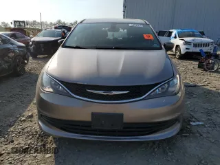 2017 Chrysler Pacifica Touring with VIN 2C4RC1DG1HR536856, listed as a Copart auction lot 58973155 with 142,520 mi miles and Salvage title. Bid and sale history available at DreamBid. Image 5.