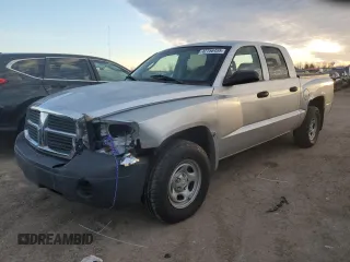 2005 Dodge Dakota ST with VIN 1D7HE28K05S329305, listed as a Copart auction lot 42756455 with 101,545 mi miles and Salvage Title. Bid and sale history available at carsss.com. Image 1.