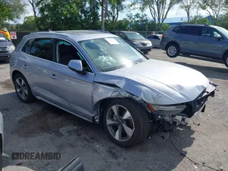 2025 Audi Q5 Premium Plus with VIN WA1BBAFY3S2027183, listed as a IAAI auction lot 42541911 with 2,806 mi miles and . Bid and sale history available at DreamBid. Image 1.