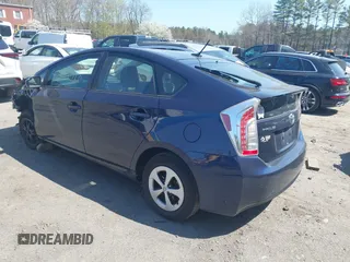 2015 Toyota Prius Four with VIN JTDKN3DU0F1913319, listed as a IAAI auction lot 42071760 with 132,190 mi miles. Bid and sale history available at carsss.com. Image 3.