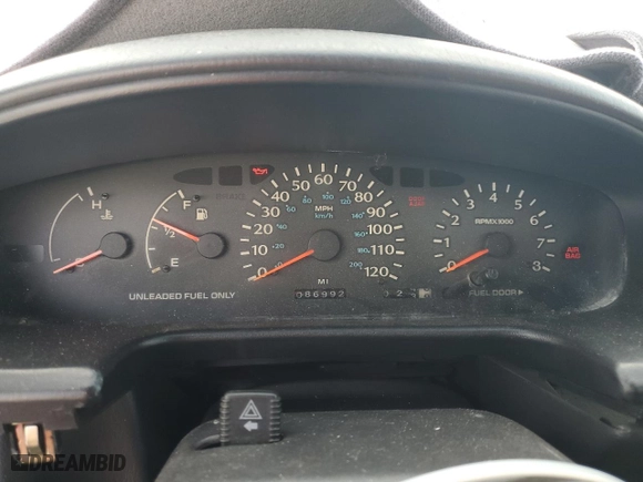 1998 Dodge Neon Highline with VIN 1B3ES42C2WD642821, listed as a Copart auction lot 77038094 with 86,992 mi miles and Salvage Title. Bid and sale history available at carsss.com. Image 9.