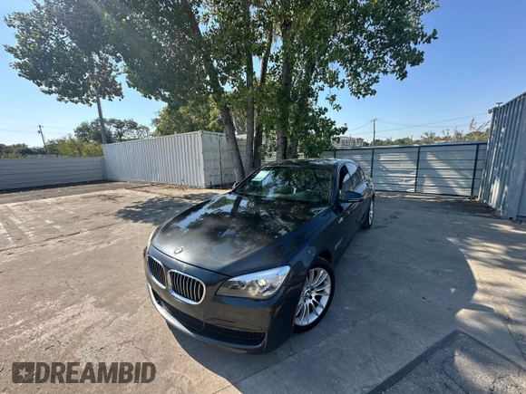 2013 BMW 7 Series 740i with VIN WBAYA6C55DC995225, listed as a Copart auction lot 76207974 with 126,648 mi miles and Clean Title. Bid and sale history available at carsss.com. Image 2.