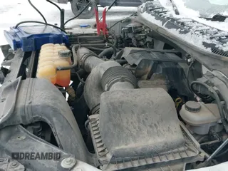 2017 Ford F-150 XL z VIN 1FTMF1EP5HKE54269, wystawiony jako IAAI lot #41282914 z przebiegiem 92 569 mil mil oraz . Historia ofert i sprzedaży dostępna na DreamBid. Obrazek 19.