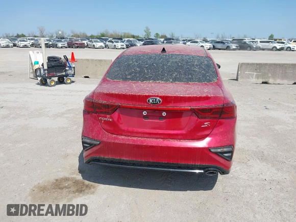 2019 Kia Forte S with VIN 3KPF34AD8KE028617, listed as a IAAI auction lot 41857642 with 101,171 mi miles. Bid and sale history available at carsss.com. Image 16.