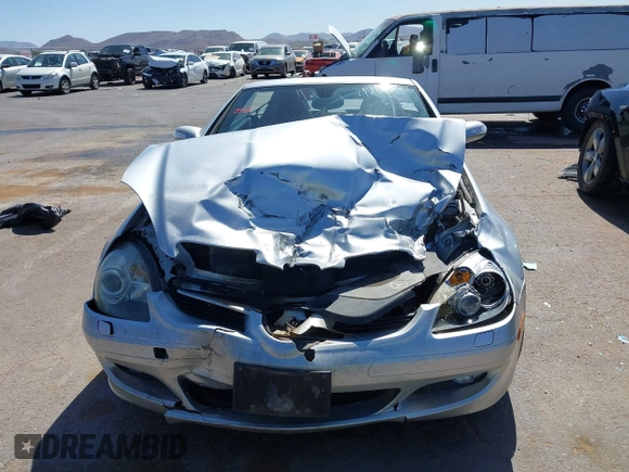2008 Mercedes-Benz SLK 350 z VIN WDBWK56F08F181783, wystawiony jako IAAI lot #42153077 z przebiegiem 131 428 mil mil oraz . Historia ofert i sprzedaży dostępna na DreamBid. Obrazek 12.