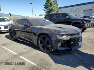 2016 Chevrolet Camaro 1SS z VIN 1G1FF1R71G0139541, wystawiony jako Copart lot #79877144 z przebiegiem 98 510 mil mil oraz Czysty tytuł • Clean title. Historia ofert i sprzedaży dostępna na DreamBid. Obrazek 4.