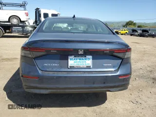 2025 Honda Accord EX-L with VIN 1HGCY2F6XSA007159, listed as a Copart auction lot 52245095 with 2,588 mi miles and Salvage title. Bid and sale history available at DreamBid. Image 6.