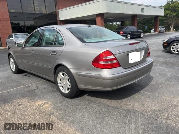 2003 Mercedes-Benz E-Class 3.2L with VIN WDBUF65J53A291922, listed as a Copart auction lot 73341014 with 272,660 mi miles and Clean Title. Bid and sale history available at carsss.com. Image 3.