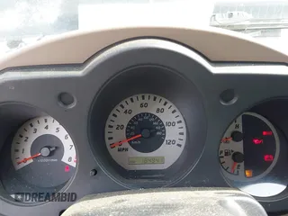 2004 Nissan Frontier XE z VIN 1N6ED29X24C421886, wystawiony jako IAAI lot #42366824 z przebiegiem 184 941 mil mil oraz . Historia ofert i sprzedaży dostępna na DreamBid. Obrazek 7.