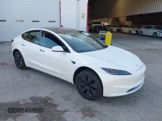 2025 Tesla Model 3 Long Range with VIN 5YJ3E1EA2SF988439, listed as a IAAI auction lot 42258606 with 3,566 mi miles and . Bid and sale history available at DreamBid. Image 1.