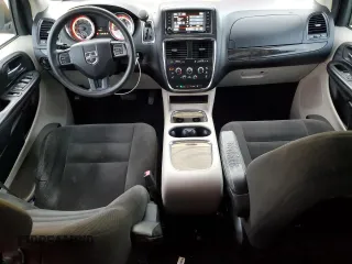 2016 Dodge Grand Caravan SXT with VIN 2C4RDGCG7GR201679, listed as a Copart auction lot 83384084 with 117,620 mi miles and Salvage Title. Bid and sale history available at DreamBid. Image 8.
