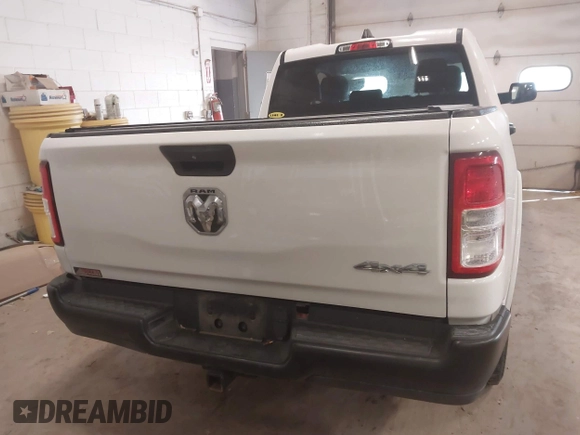 2019 Ram 1500 Tradesman z VIN 1C6RRFCG9KN677067, wystawiony jako IAAI lot #40993768 z przebiegiem 45 282 mil mil oraz . Historia ofert i sprzedaży dostępna na DreamBid. Obrazek 16.
