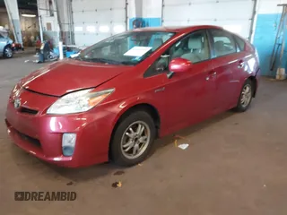 2011 Toyota Prius I with VIN JTDKN3DU7B1453991, listed as a IAAI auction lot 41640443 with 352,481 mi miles. Bid and sale history available at carsss.com. Image 17.