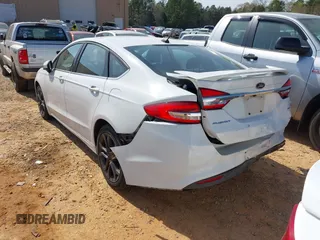 2018 Ford Fusion SE with VIN 3FA6P0H76JR227014, listed as a IAAI auction lot 41901203 with 147,454 mi miles and . Bid and sale history available at DreamBid. Image 3.