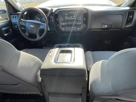2019 Chevrolet Silverado 3500HD Work Truck with VIN 1GC4KVCYXKF197799, listed as a Copart auction lot 85936884 with 251,906 mi miles and Clean Title. Bid and sale history available at carsss.com. Image 9.