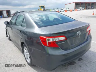 2012 Toyota Camry L with VIN 4T1BF1FK6CU046429, listed as a IAAI auction lot 42153837 with 211,610 mi miles. Bid and sale history available at carsss.com. Image 3.